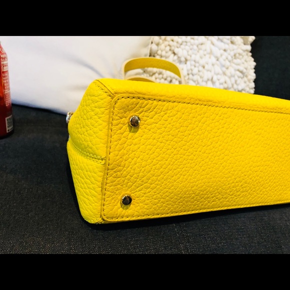 New Kate spade handbag w/ crossbody strap - Picture 5 of 5